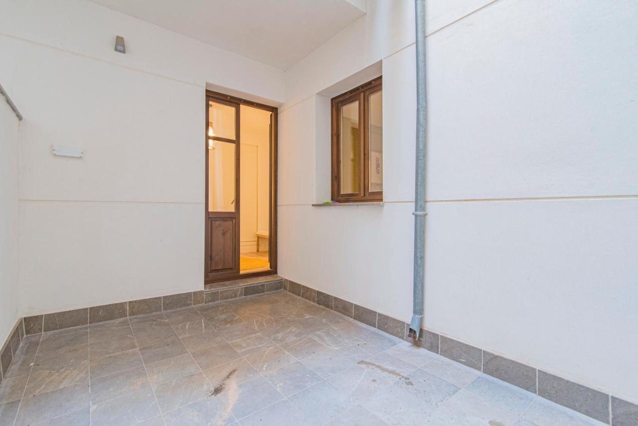 Qh Plaza De La Trinidad Apartman Granada Kültér fotó