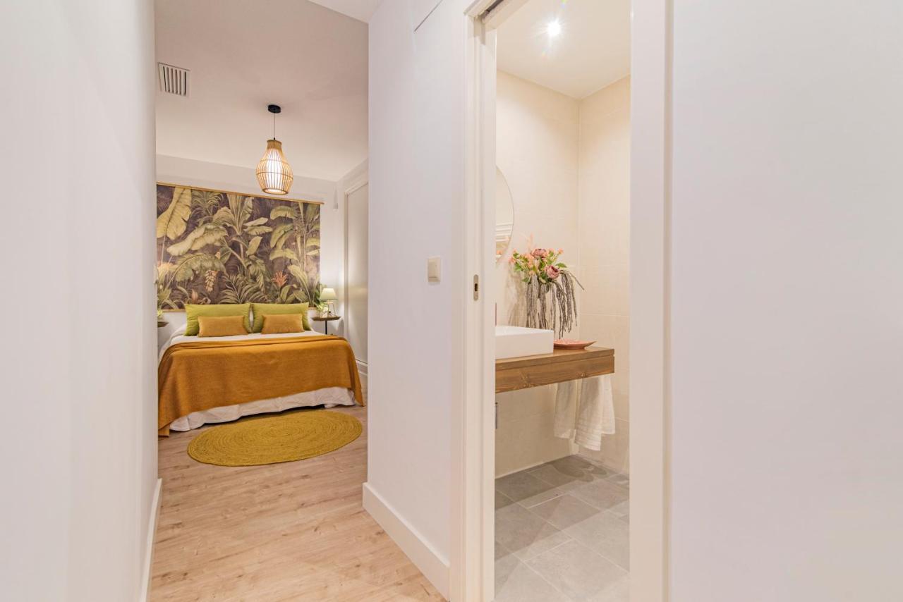 Qh Plaza De La Trinidad Apartman Granada Kültér fotó