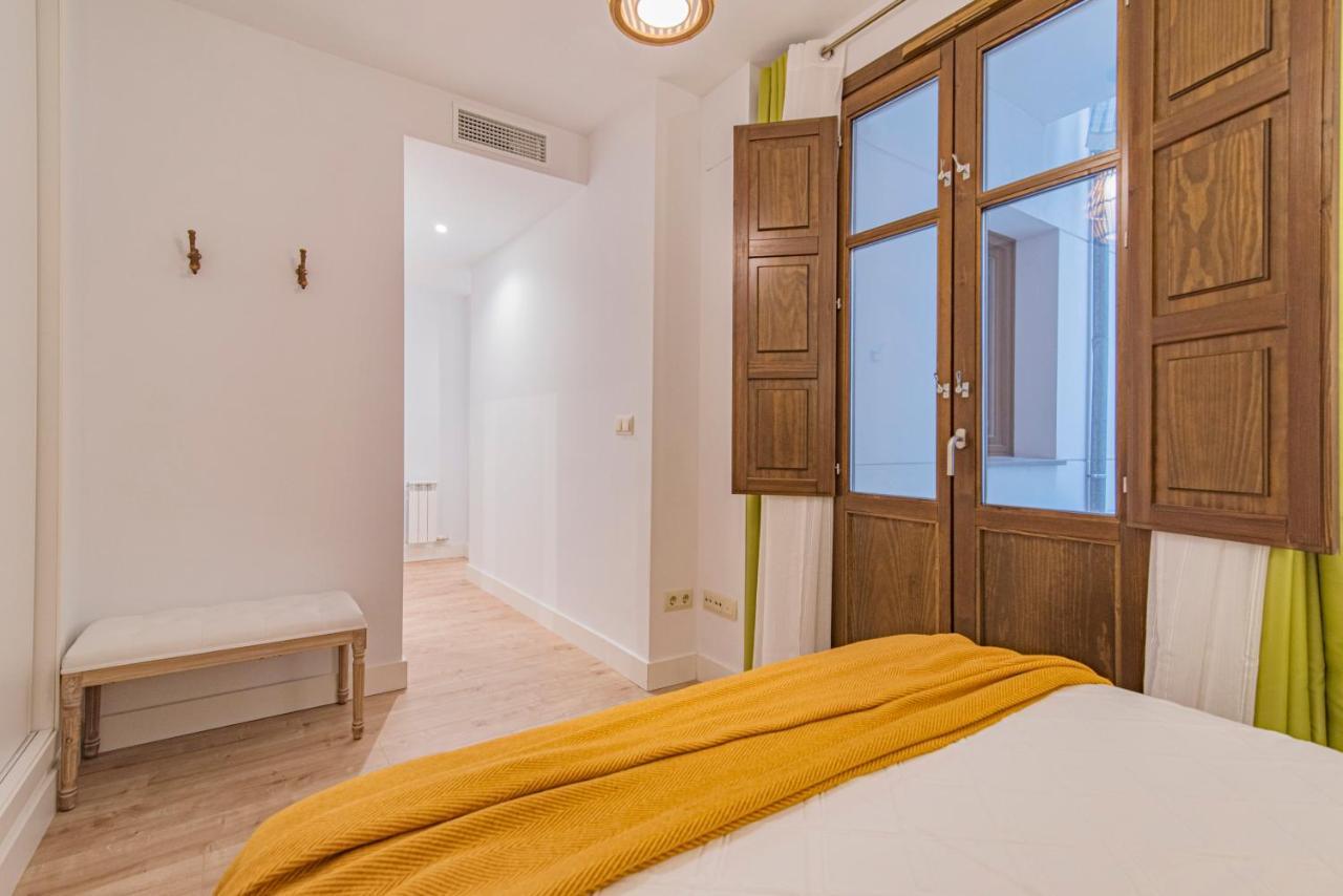 Qh Plaza De La Trinidad Apartman Granada Kültér fotó