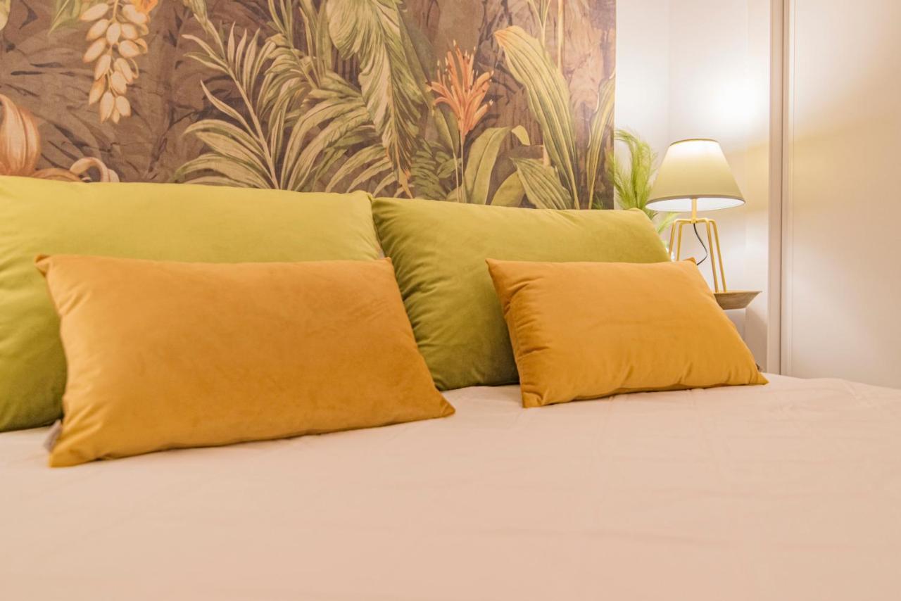 Qh Plaza De La Trinidad Apartman Granada Kültér fotó